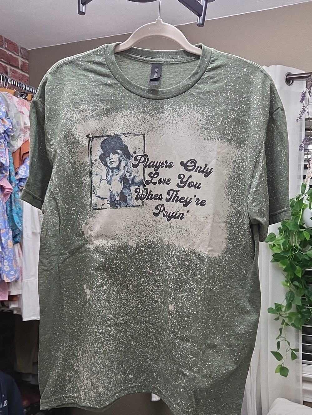 Graphic Tee with 'Players Only' Text - Olive Green